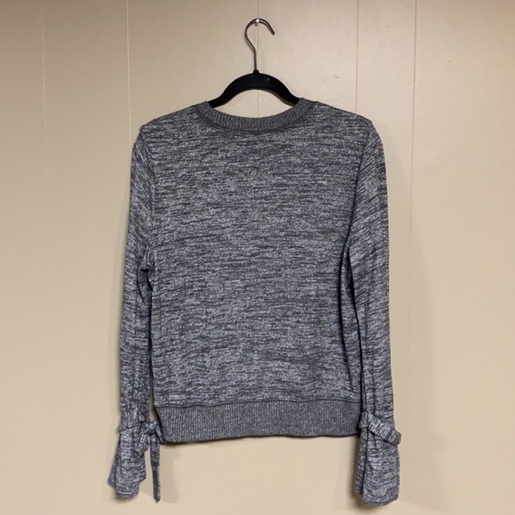 Abercrombie & Fitch tie wrist gray top size S - Picture 7 of 7